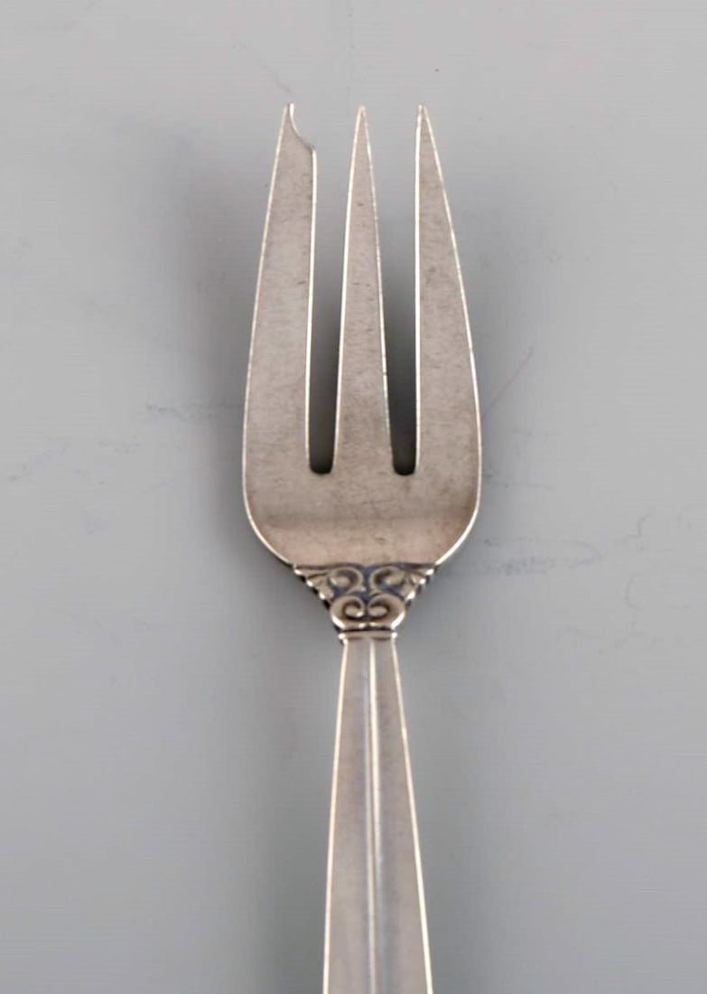 Twelve Georg Jensen Acanthus pastry forks in sterling silver. - 3