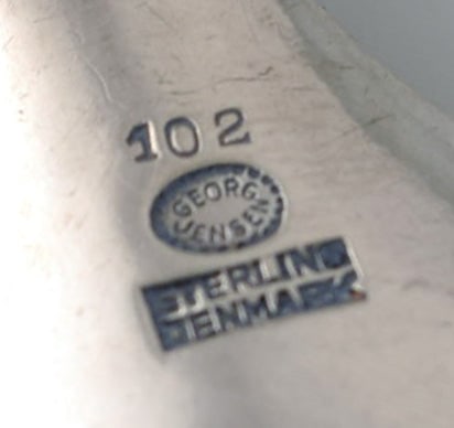 Rare Georg Jensen serving spoon in all sterling silver. Design 102. Dated 1930. - 5