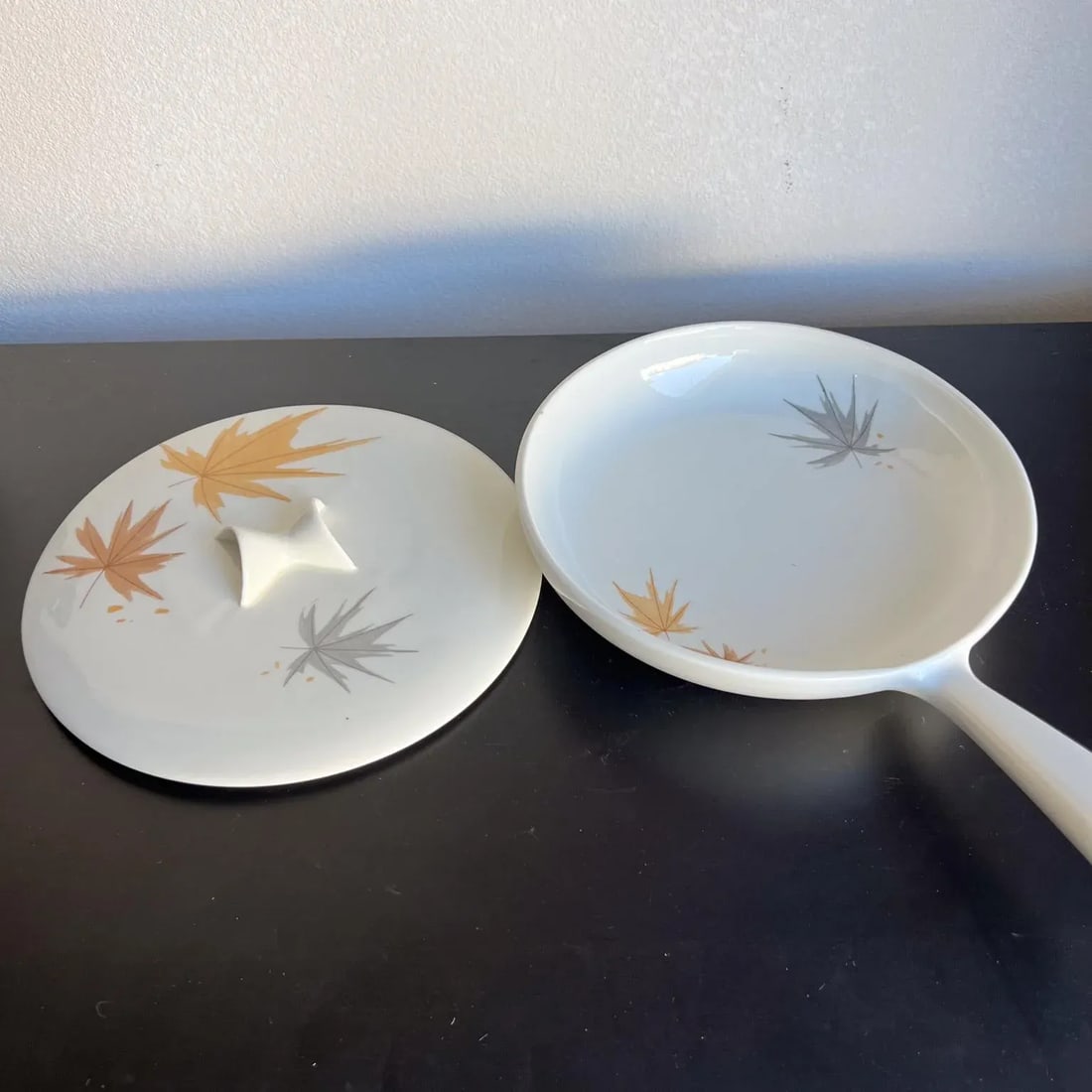 1960s Pair of Ben Seibel Iroquois Harvest Cooking Pot Set - 8