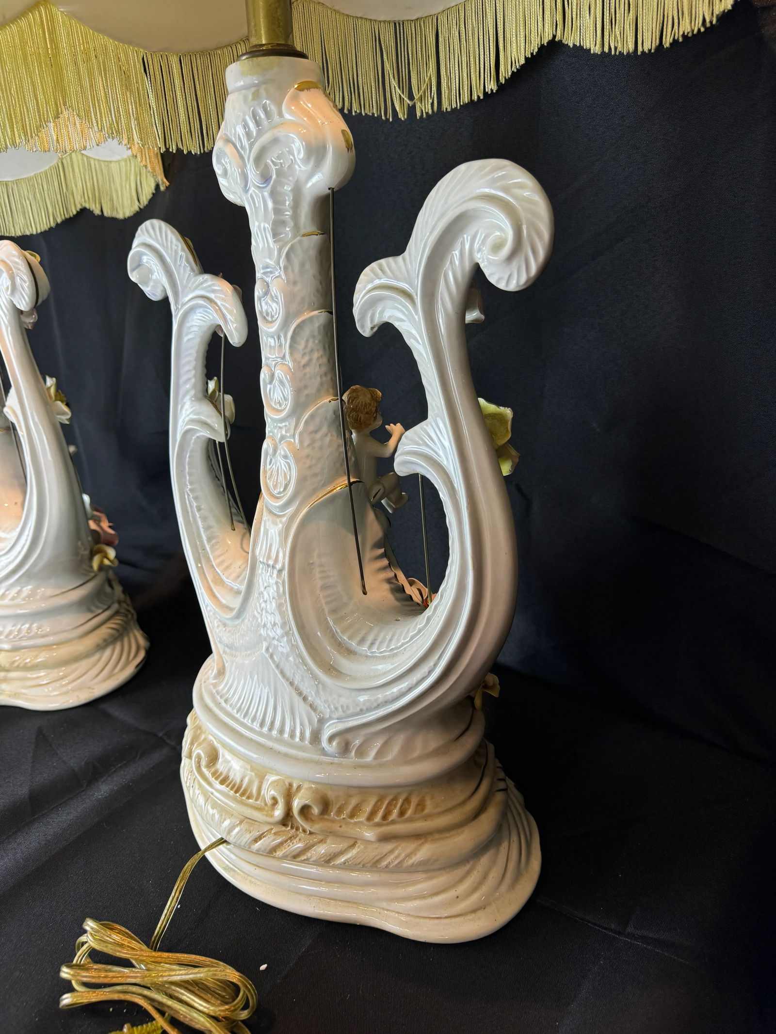 Vintage Hand Painted Italian Harp Lamps With Cherub and Flower Motif - Set of Two - 9