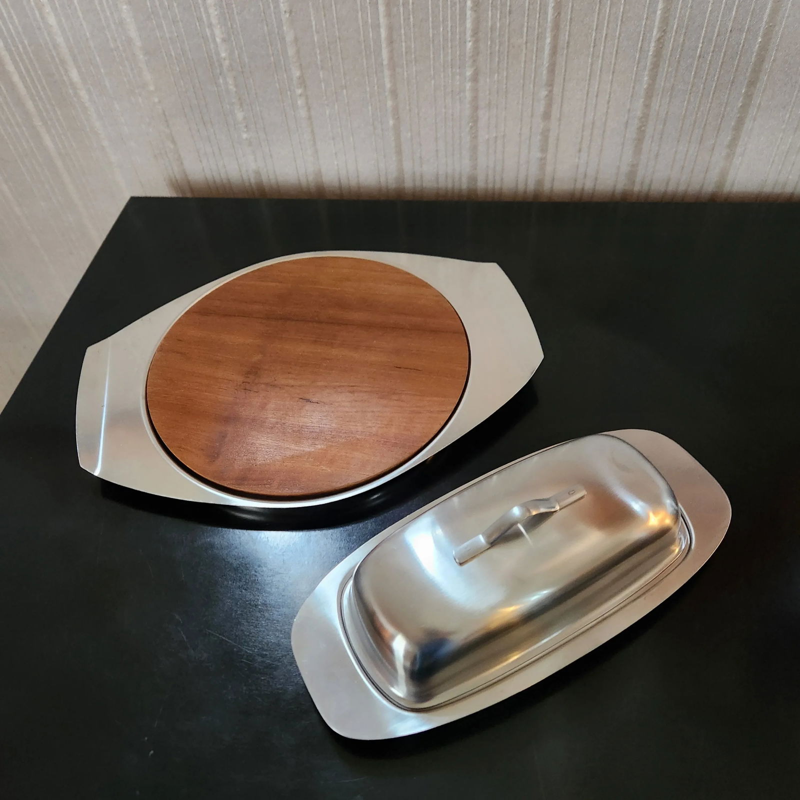1960s Modern Hostess Cheese Board and Butter Dish Set Japan - 9