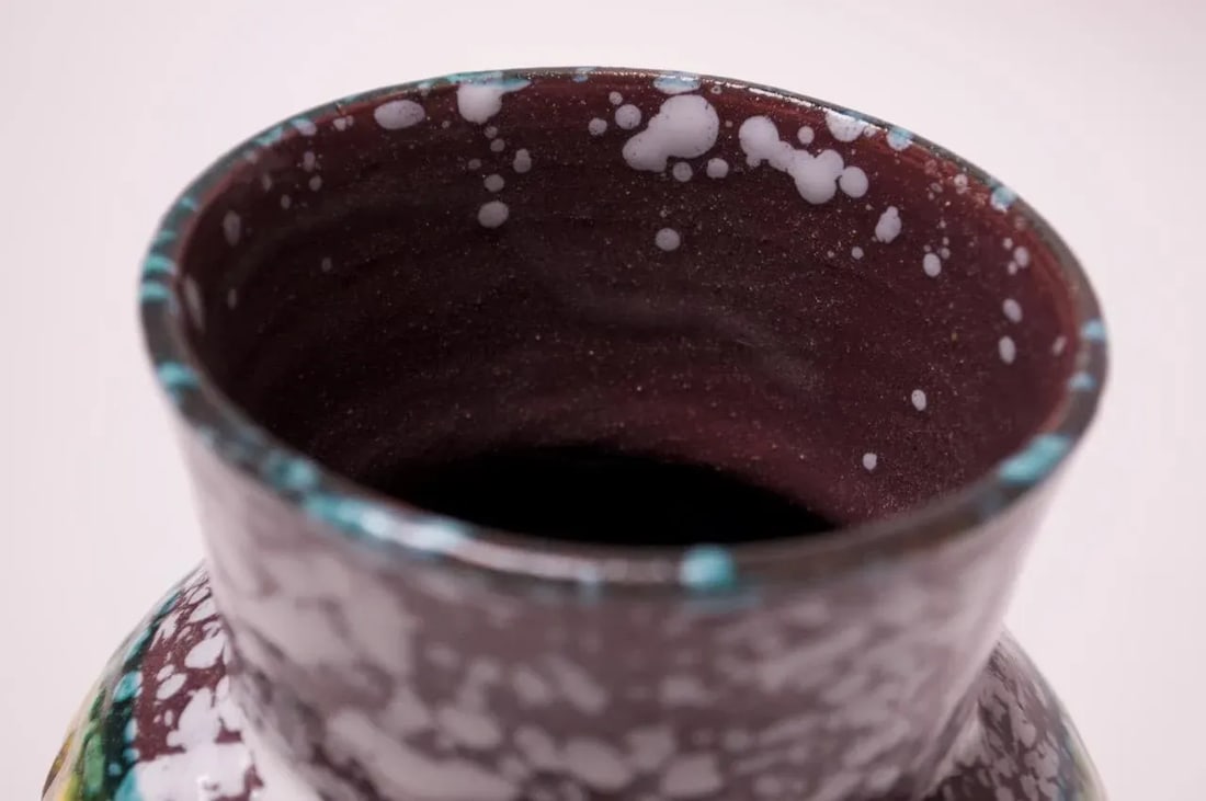 Mid-Century Italian Textured Studio Ceramic "Fish" Vase - 10