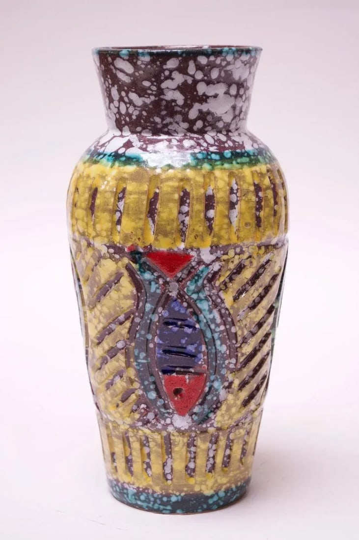 Mid-Century Italian Textured Studio Ceramic "Fish" Vase - 2