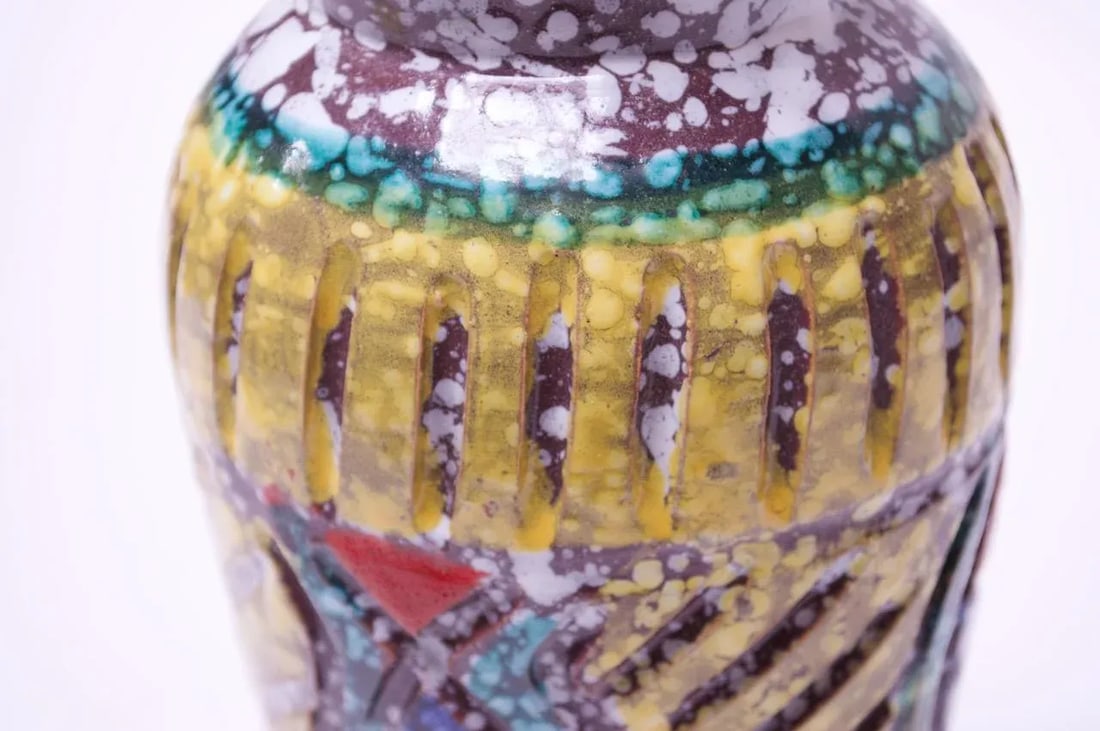 Mid-Century Italian Textured Studio Ceramic "Fish" Vase - 9