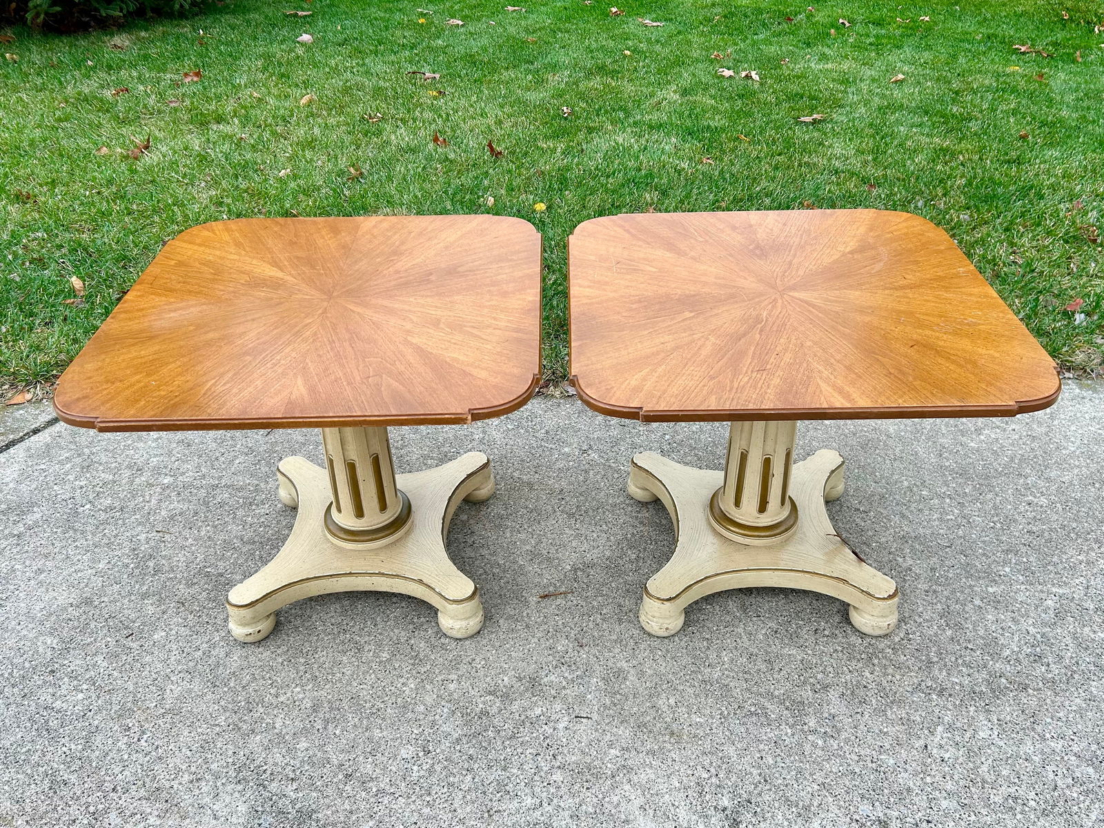 Vintage Henredon Pair of Neo-Classical Walnut & Ivory Accent Tables - 2