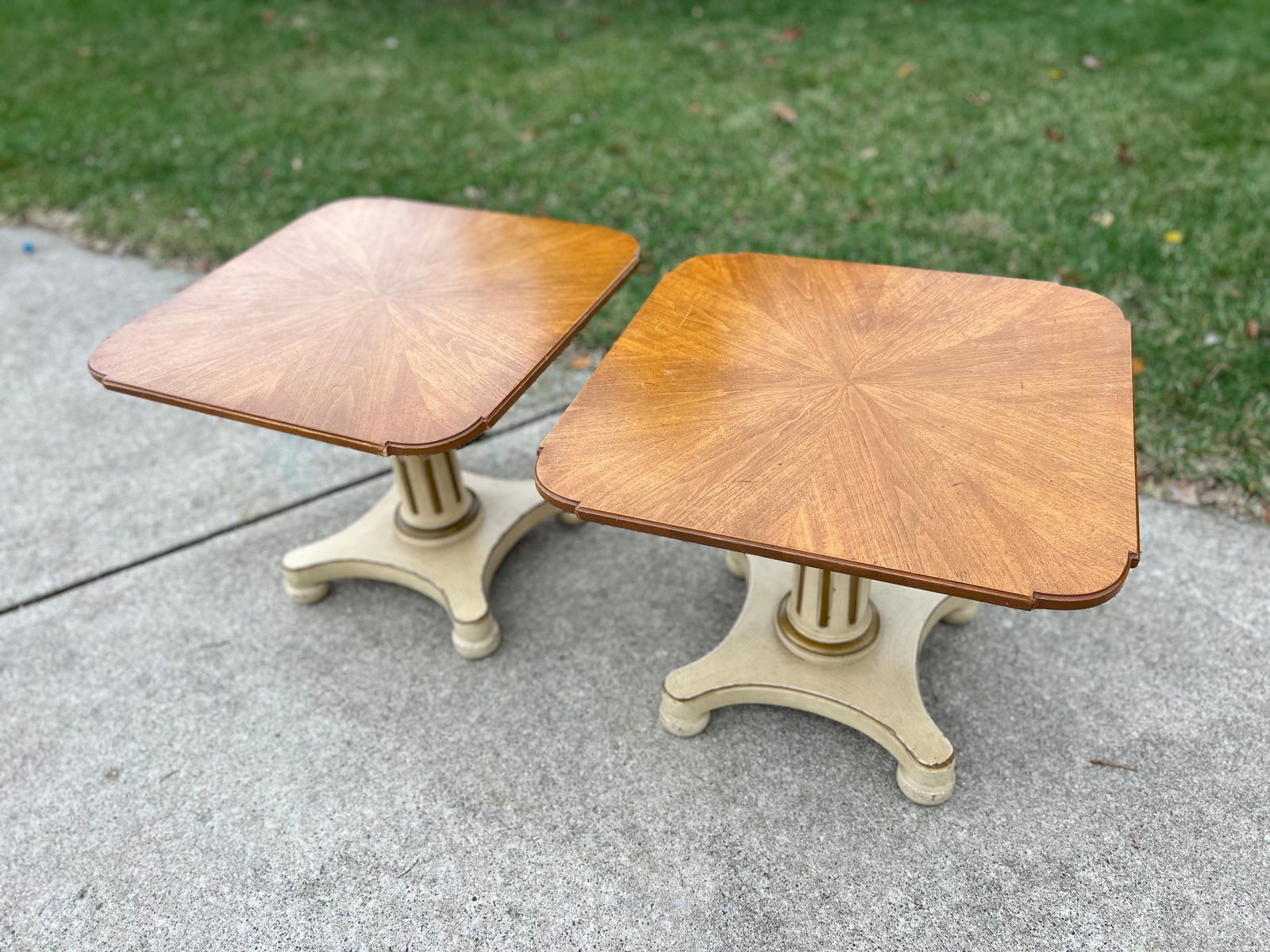 Vintage Henredon Pair of Neo-Classical Walnut & Ivory Accent Tables - 3