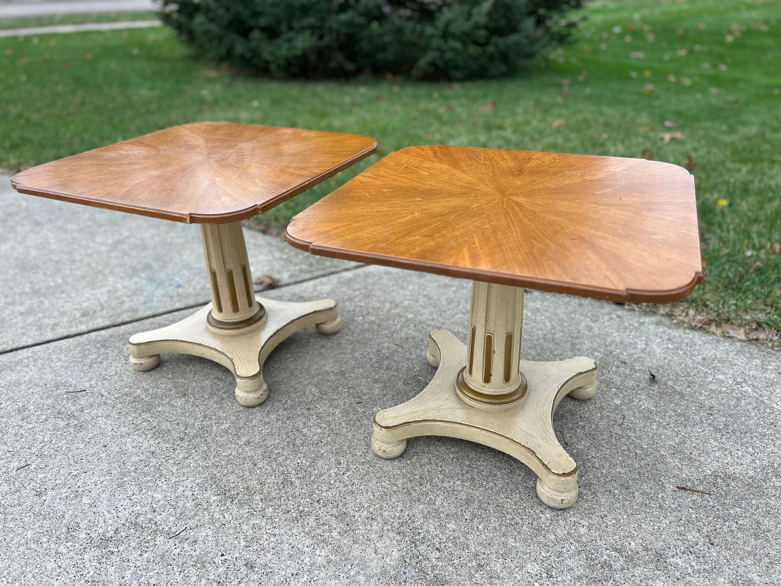 Vintage Henredon Pair of Neo-Classical Walnut & Ivory Accent Tables - 4