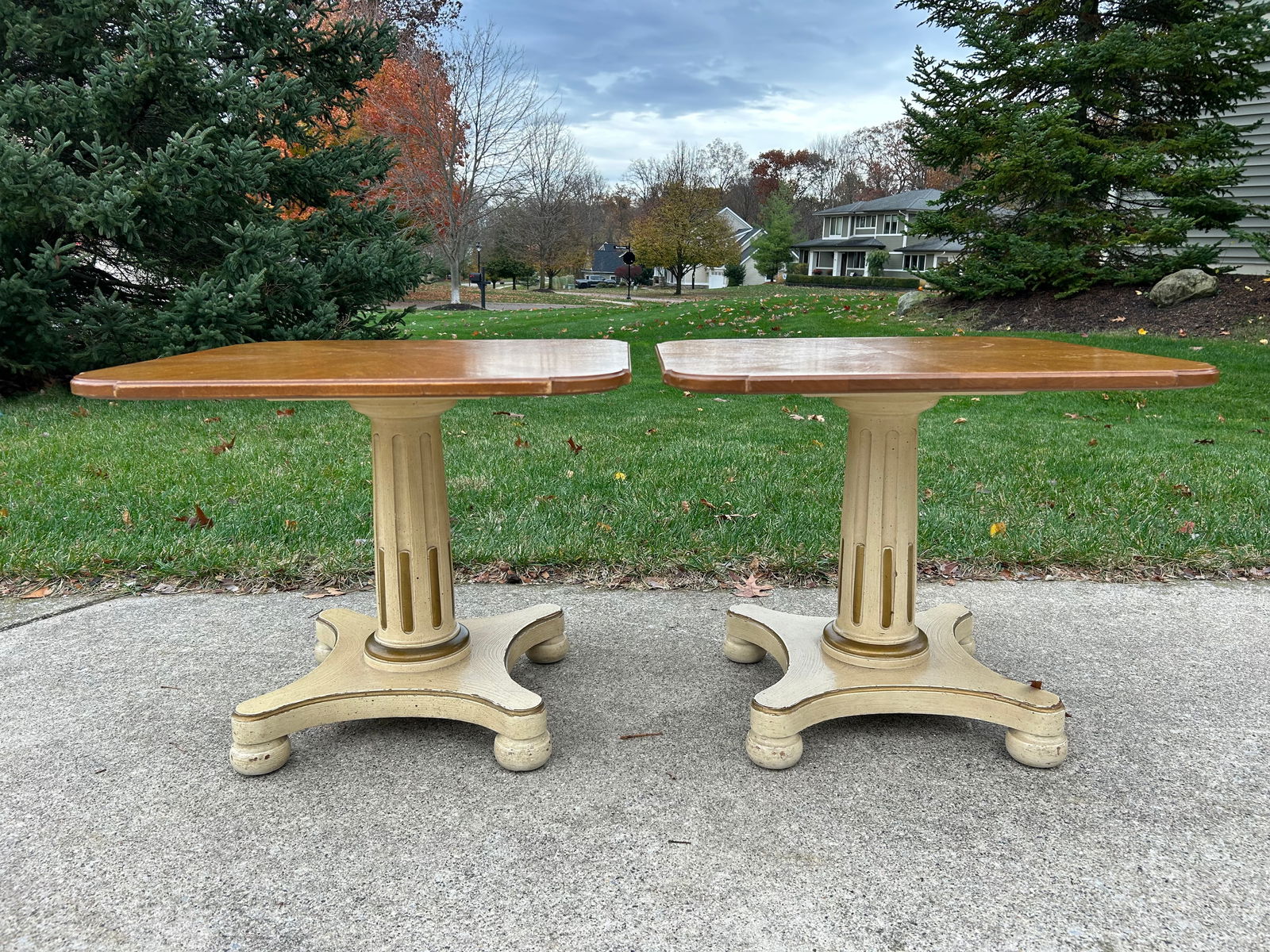 Vintage Henredon Pair of Neo-Classical Walnut & Ivory Accent Tables - 6