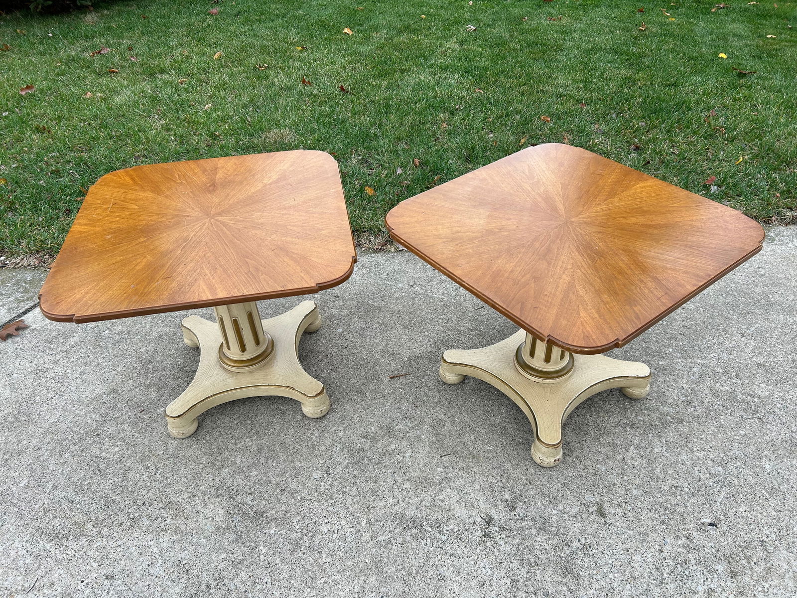 Vintage Henredon Pair of Neo-Classical Walnut & Ivory Accent Tables - 7