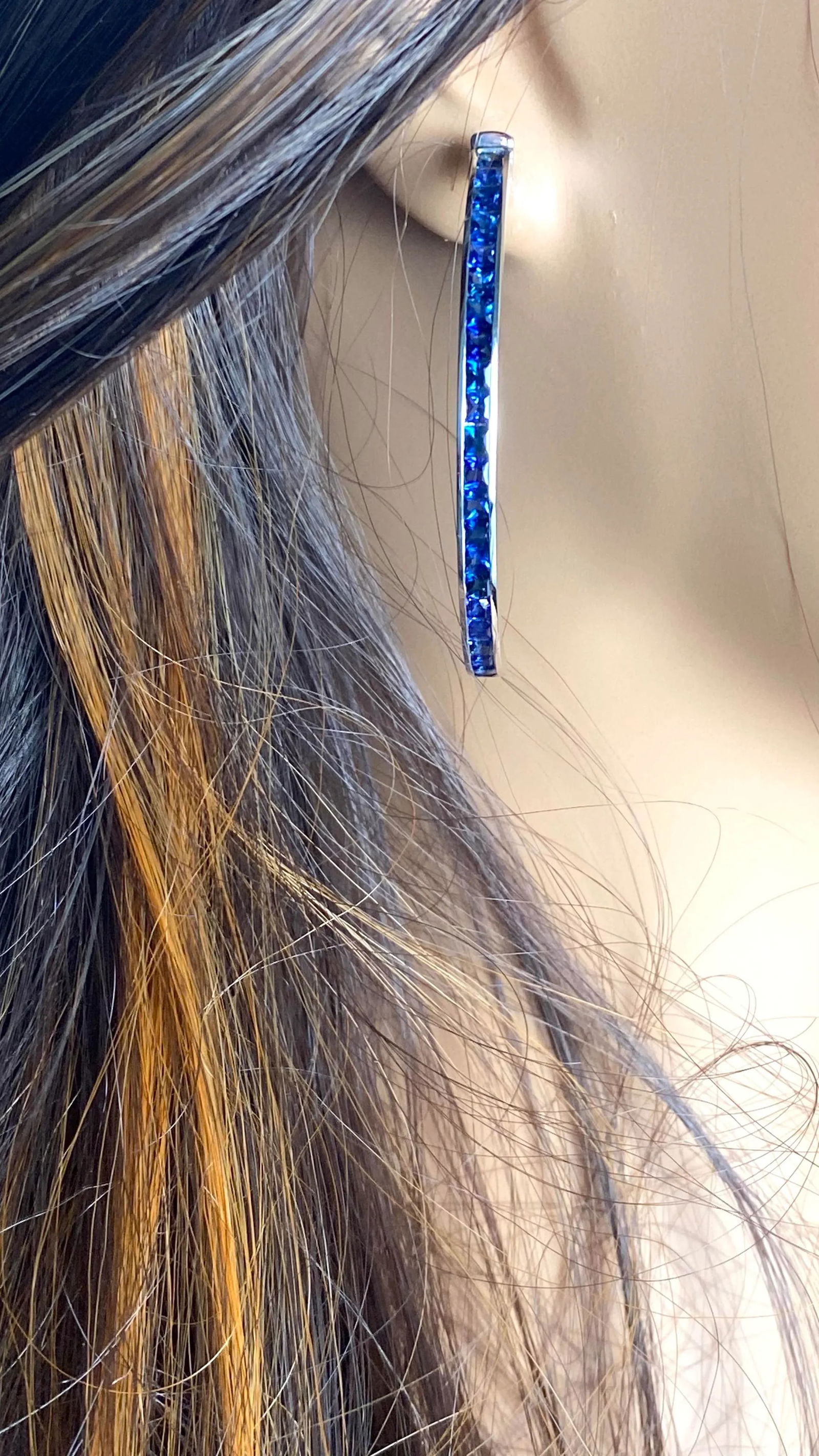 Hoop 14 Karat Gold Earrings Meticulously Crafted Square Shaped Sapphires - 2 Pieces - 3