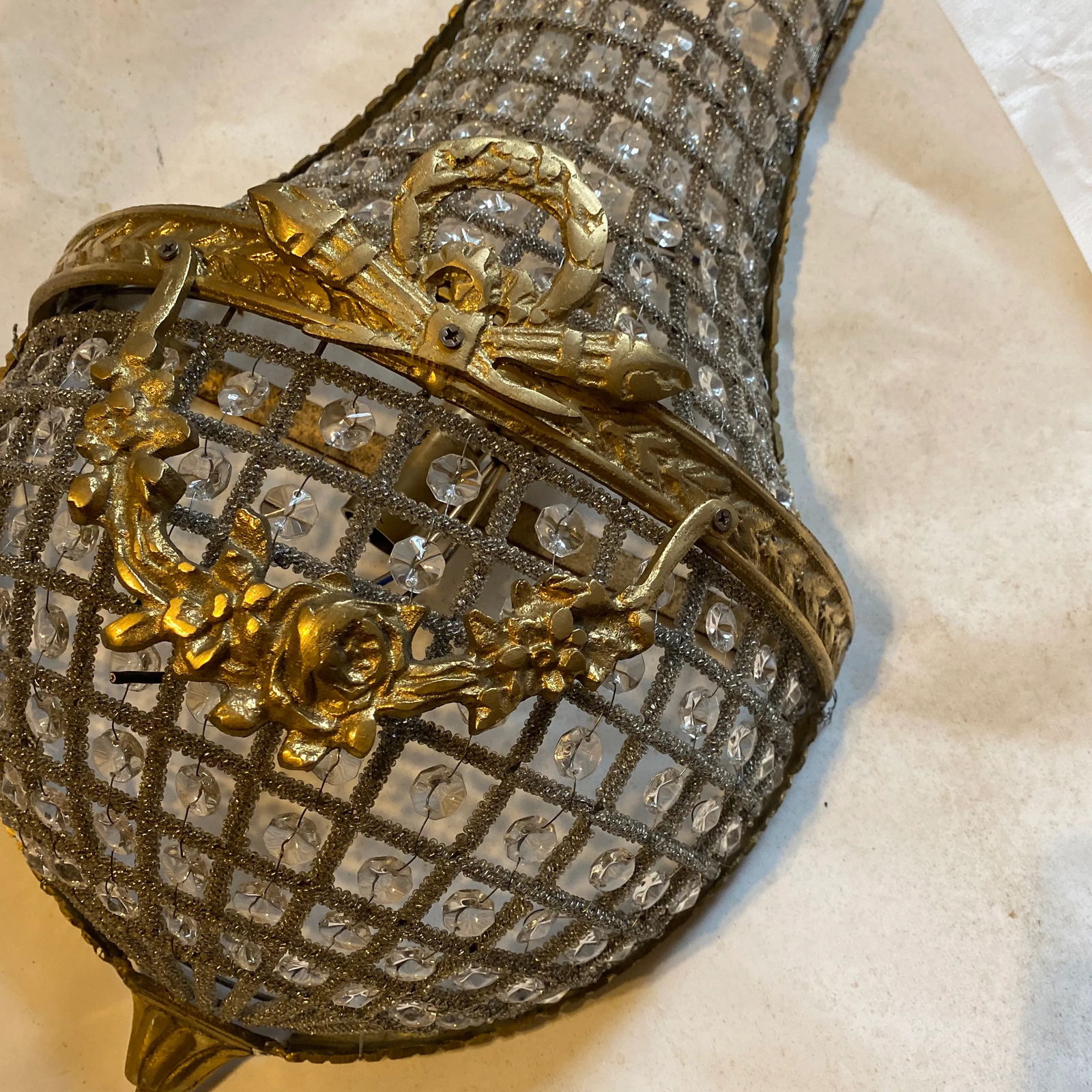 1970s French Hollywood Regency Brass Sconce - 8