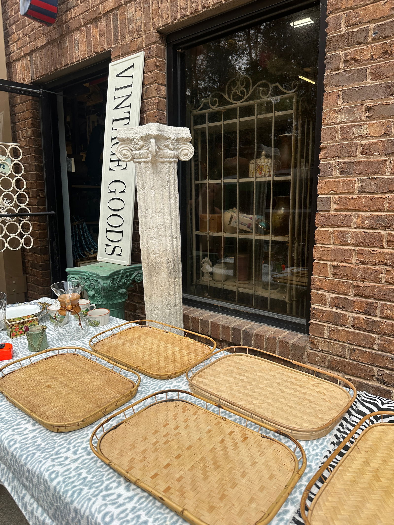 1970s Collection of Wicker Bamboo Trays- Set of 5 - 5