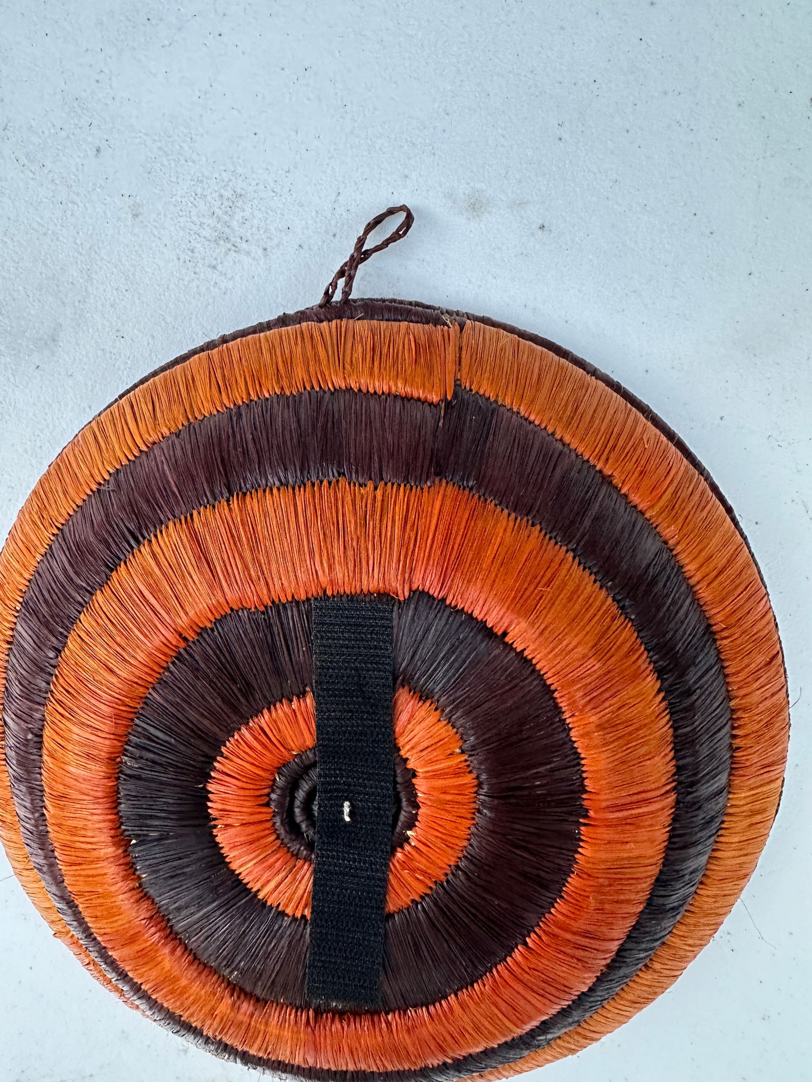 1970s Hand Woven Decorative Hanging Basket With Triangle Details - 8