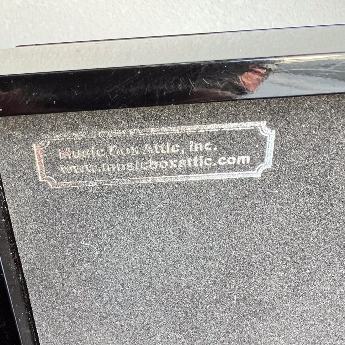 Modern Jewelry Music Box Gray Gloss Oak Wood - 10