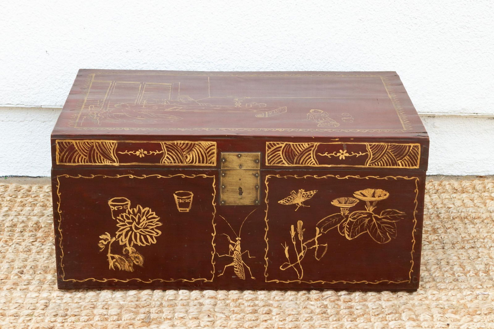 Red & Gold Vintage Chinese Trunk - 7