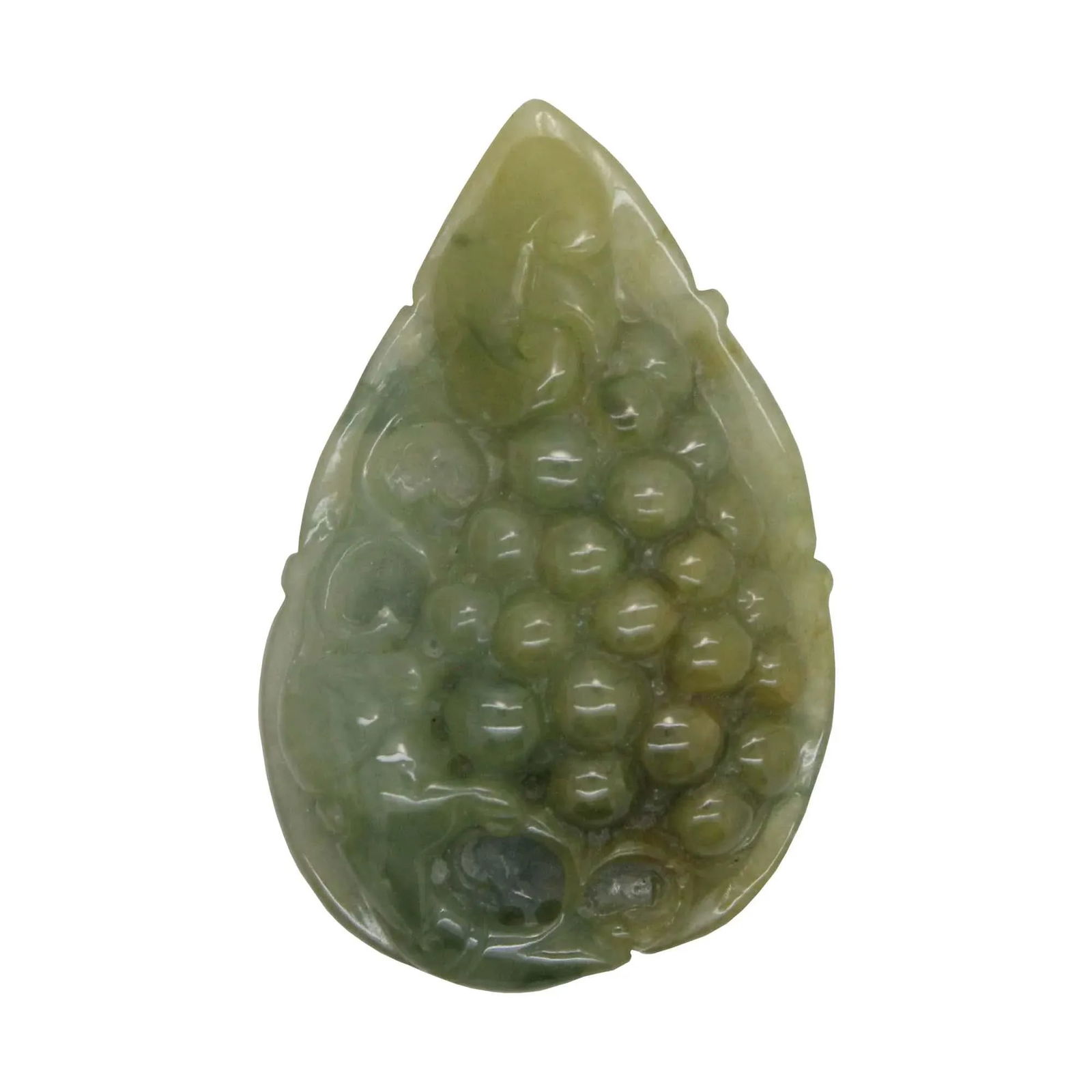 Hand Carved Detail Green Color Natural Jade Grape Fruit on Leaf Pendant - 2