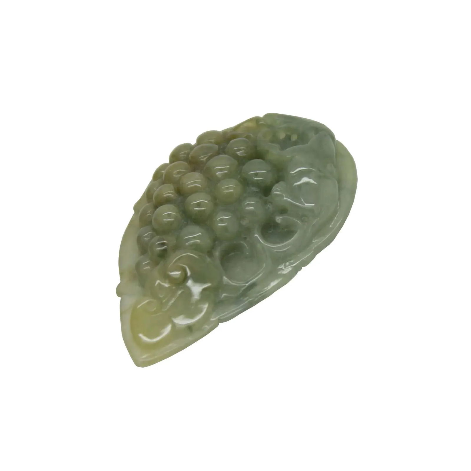Hand Carved Detail Green Color Natural Jade Grape Fruit on Leaf Pendant - 5
