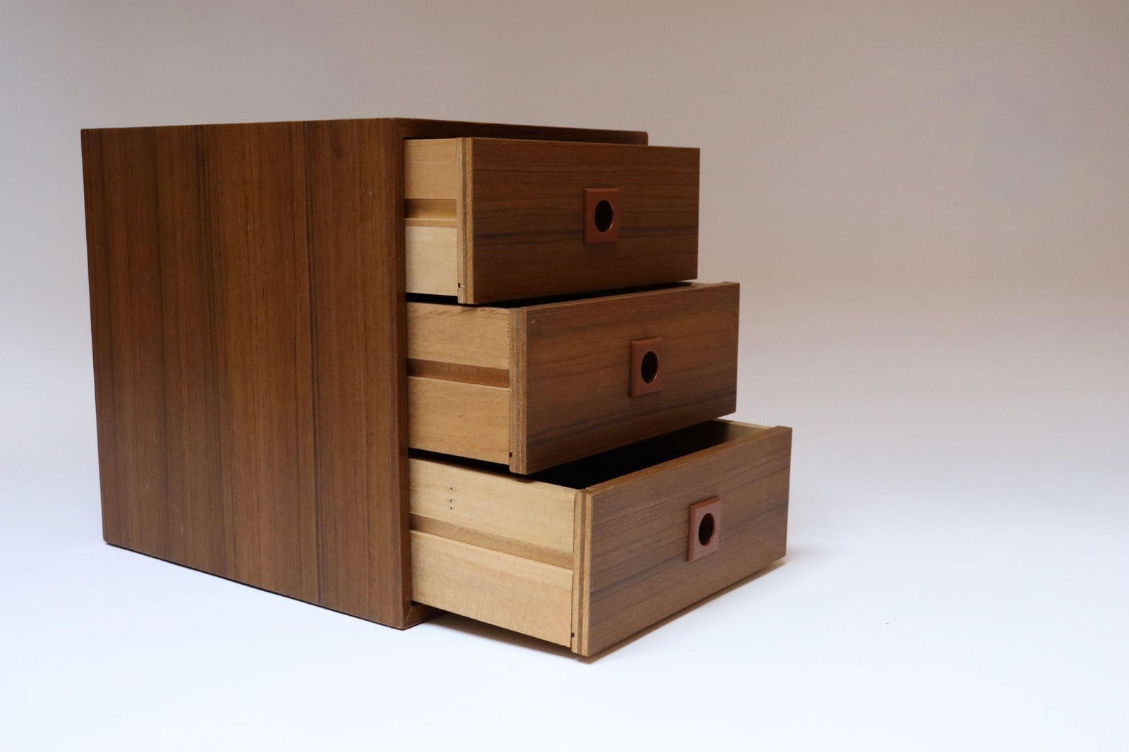 Vintage Japanese Laminated Teak Jewelry Box / Desk Organizer by Shirokiya - 2