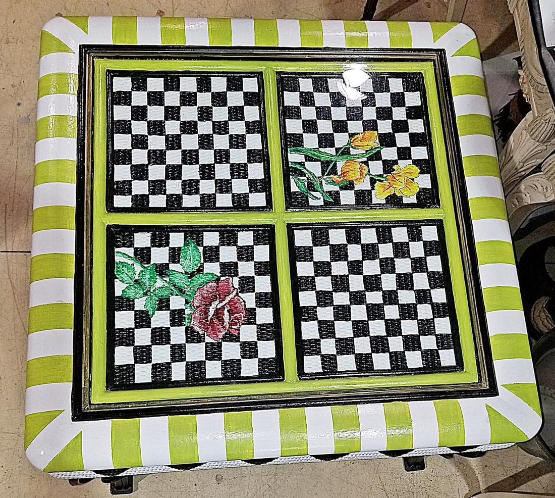 1980s Paint Decorated End Table - 4