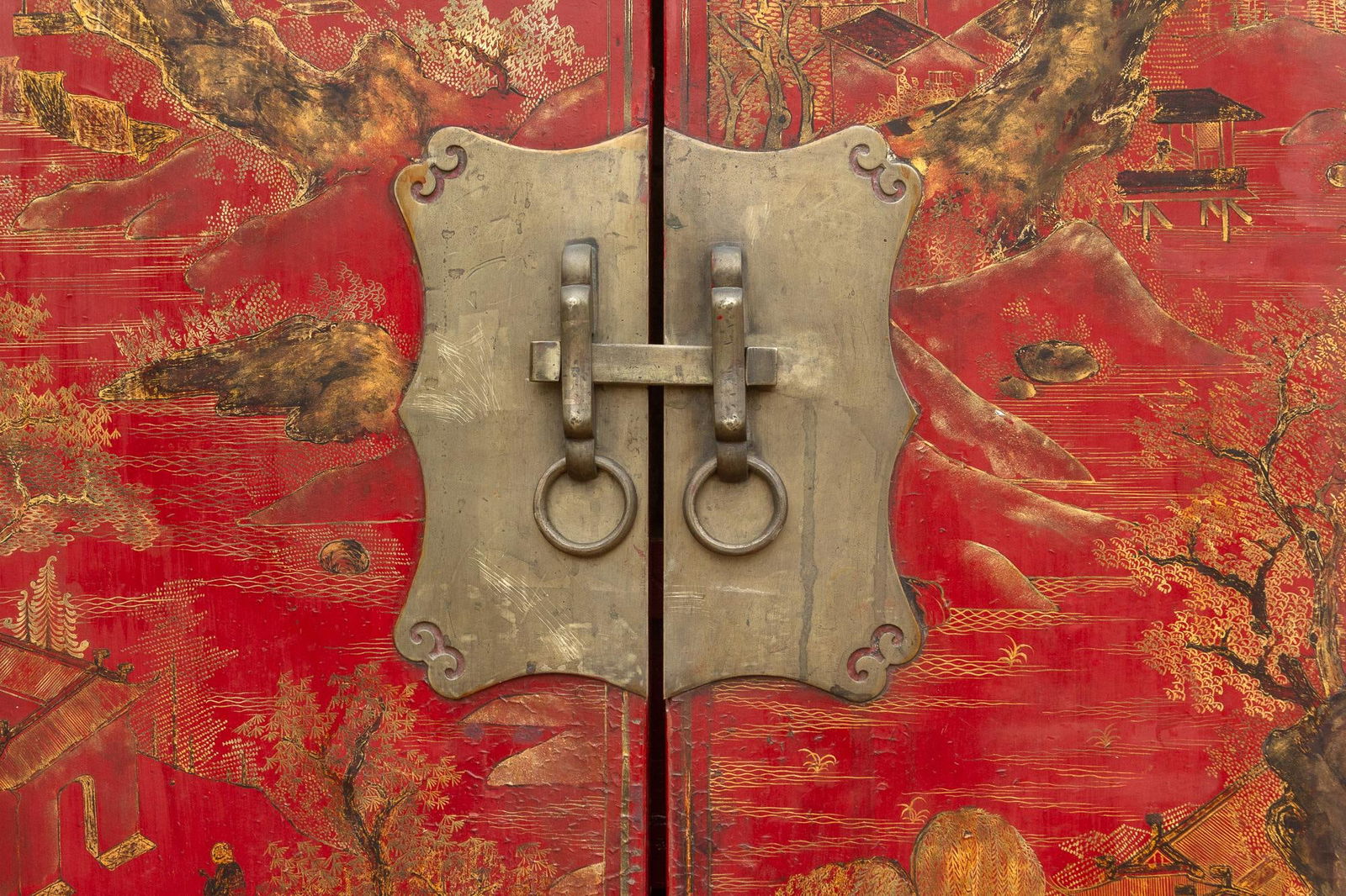 Antique Oriental Red & Guilt Lacquered Armoire - 7
