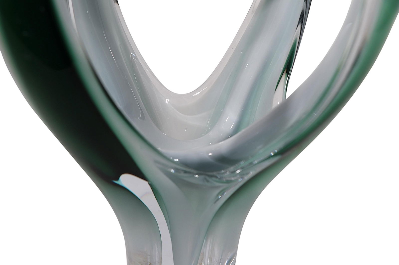 Flygsfors Coquille Art Glass Vase. By Paul Kedelv Made in Sweden C. 1960's - 7