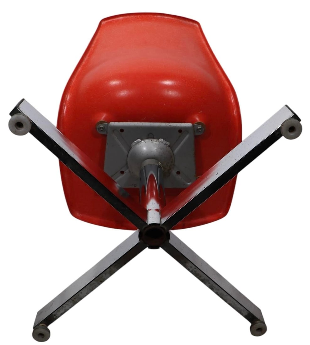 Mid Century Fiberglass Swivel Desk Kitchen Side Chair by Kreuger After Eames C 1950/60's - 3