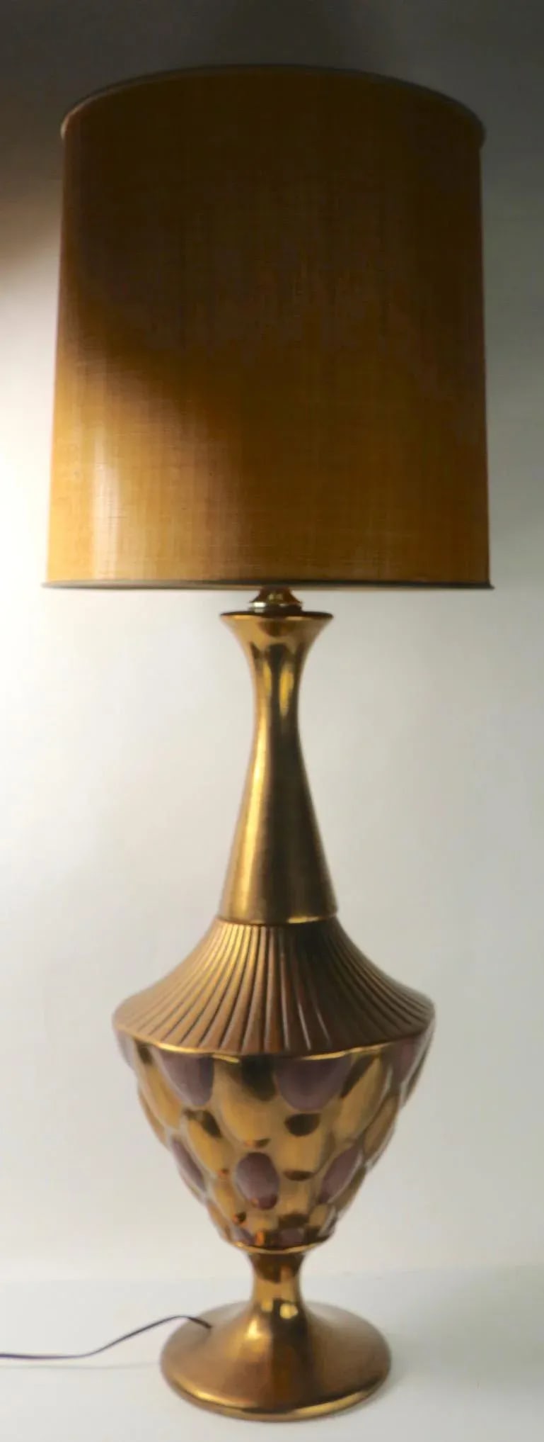 1970s Mid-Century Table Lamp With Metallic Finish - 2