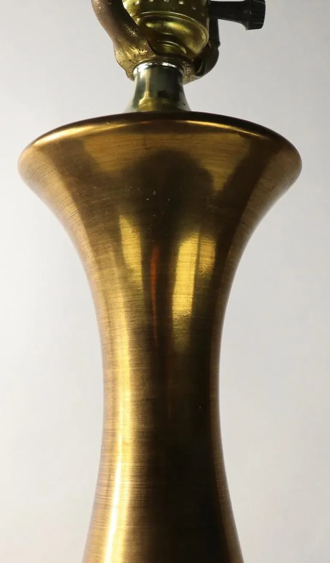 1970s Mid-Century Table Lamp With Metallic Finish - 5