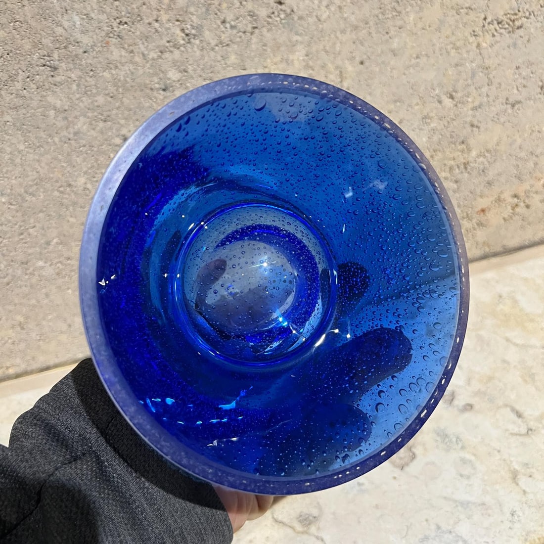 1970s Handmade Art Glass Blue Vase Poland - 4