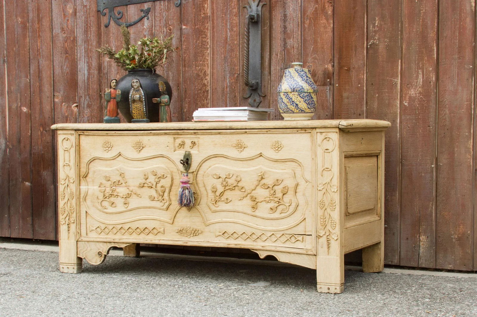 18th Century Bleached French Oak Coffer - 4