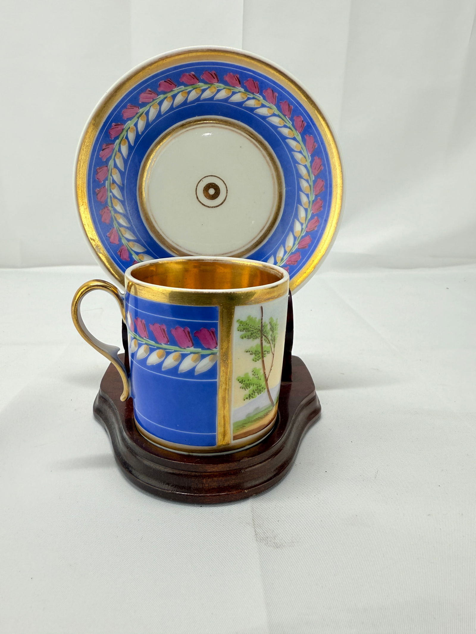 19th Century, Old Paris Neoclassical Cup & Saucer Set Young Man W/ Dog - 4