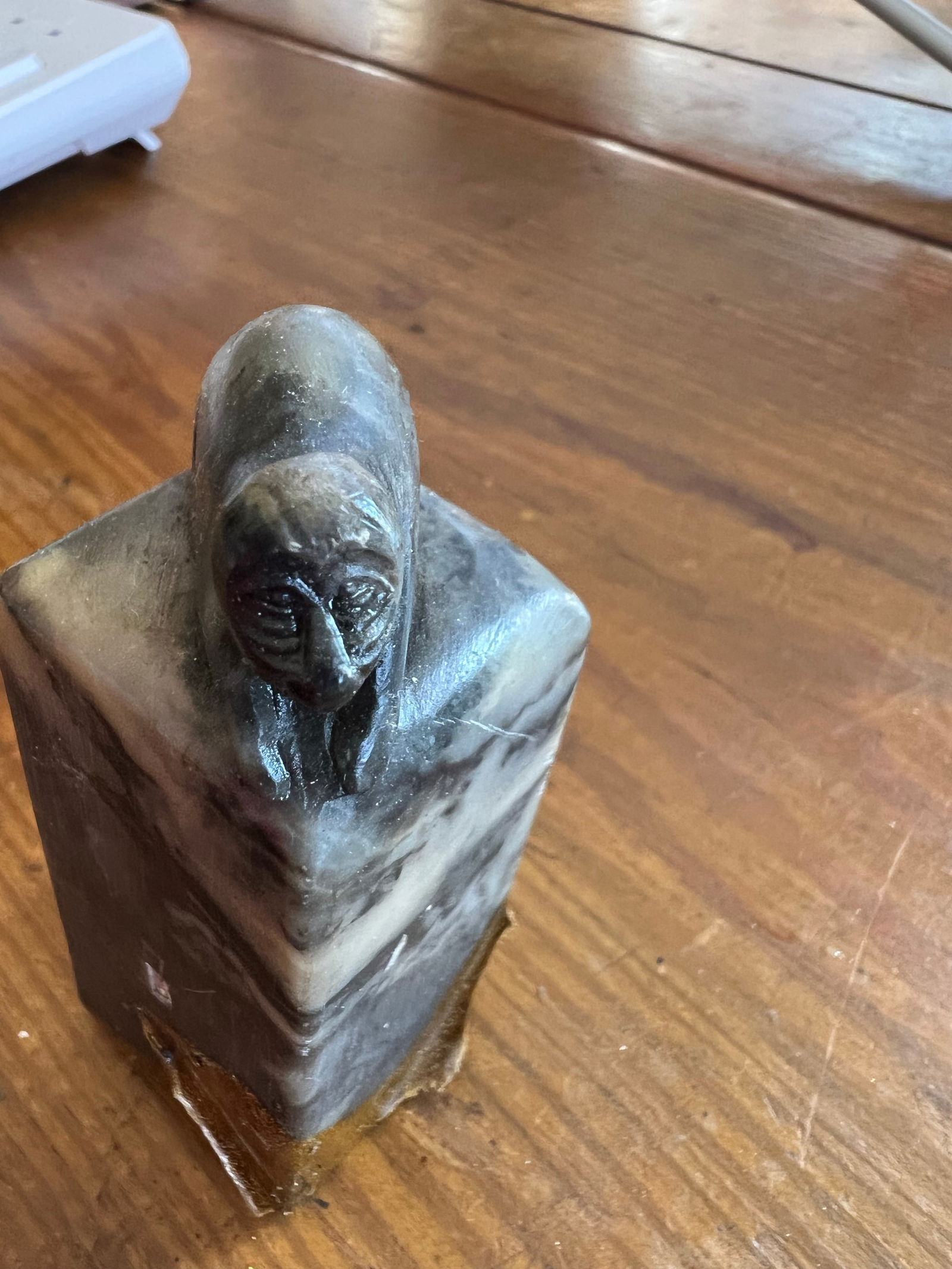 1970s Small Chinese Soapstone With Gold Details - 3