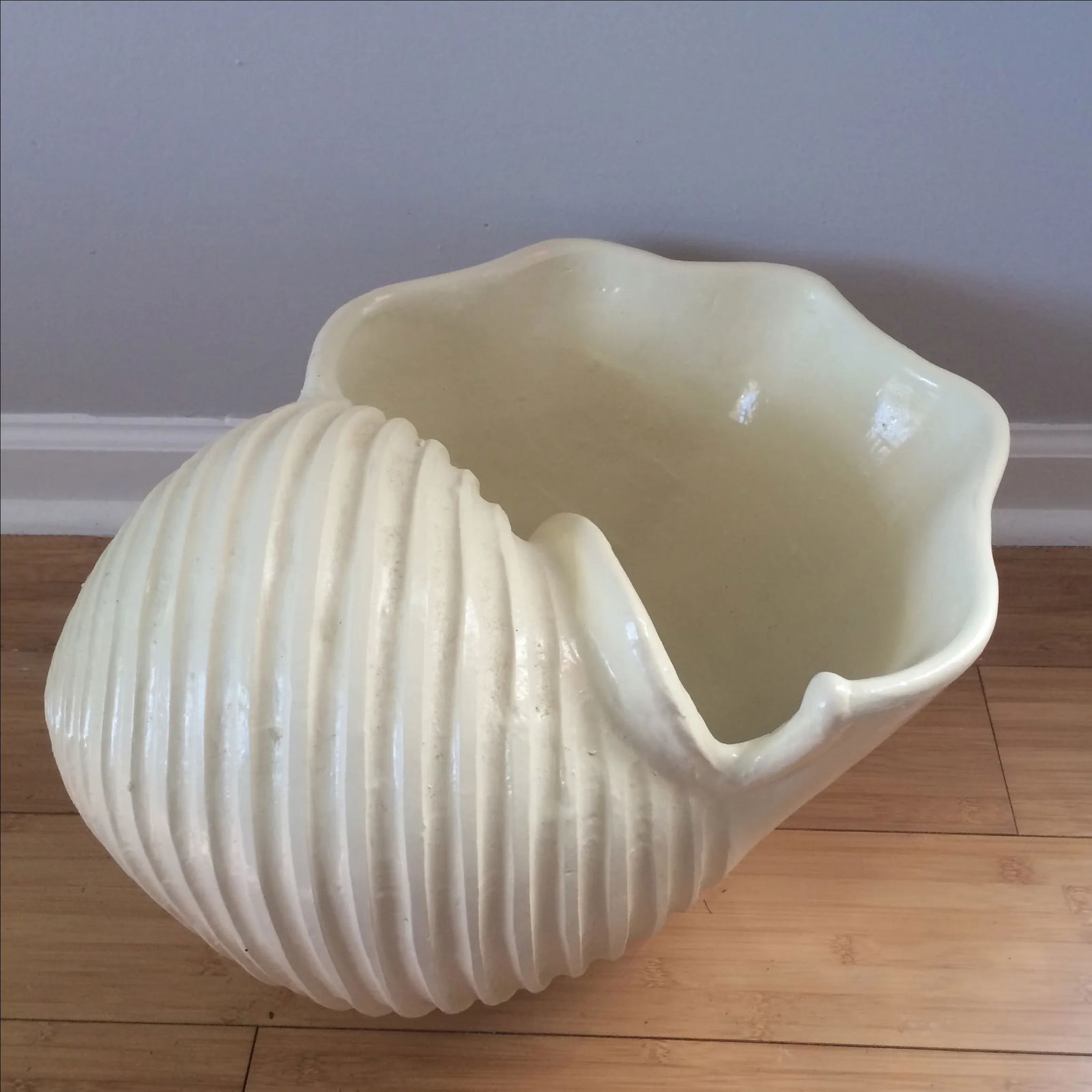 1980s White Shell Planter - 5