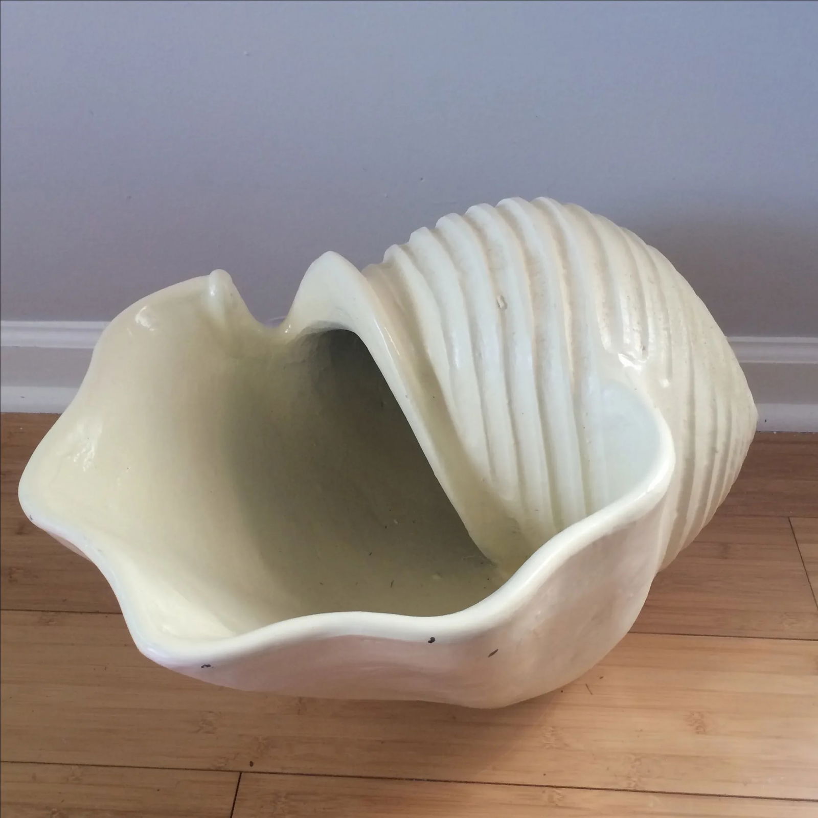 1980s White Shell Planter - 7