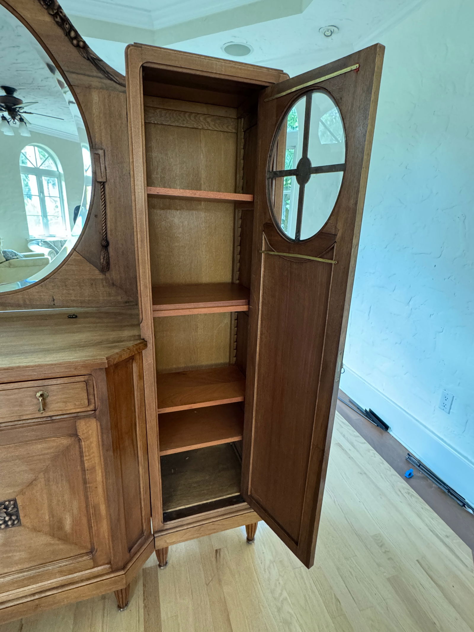 1920s Deco Style Antique Mirrored Cabinet Armoire - 6