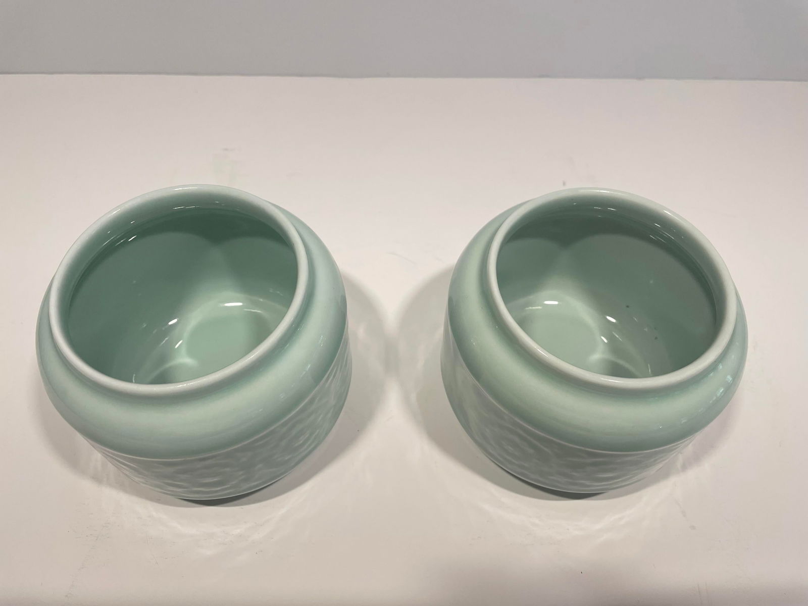 Pair of 1980s Chinese Cerulean Short Flower Vases - 3