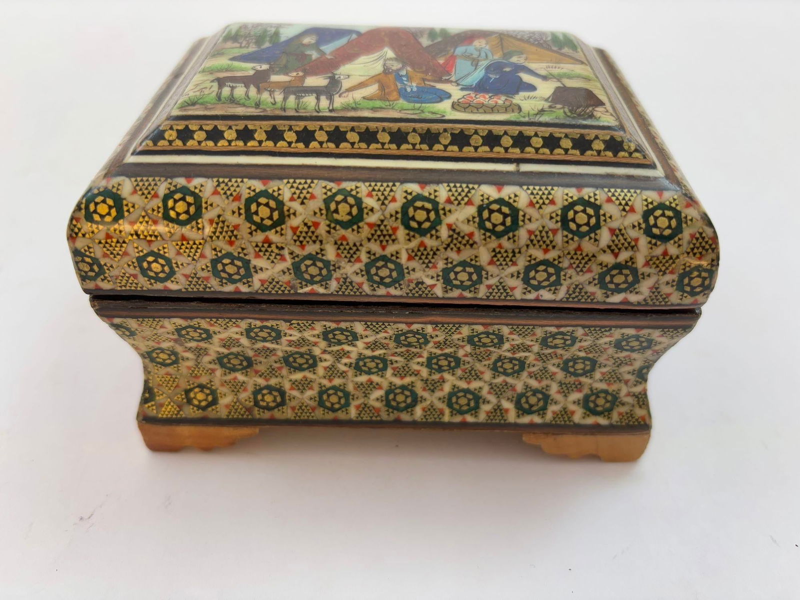 Middle Eastern Persian Khatam Trinket Box With Miniature Art Painting 1950s - 3