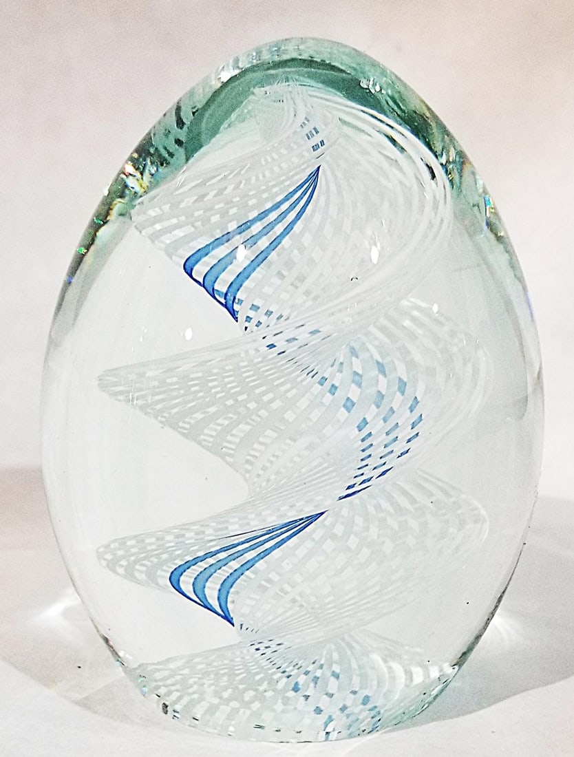 1970s Blown Glass Egg Paperweight E&r Italy - 4