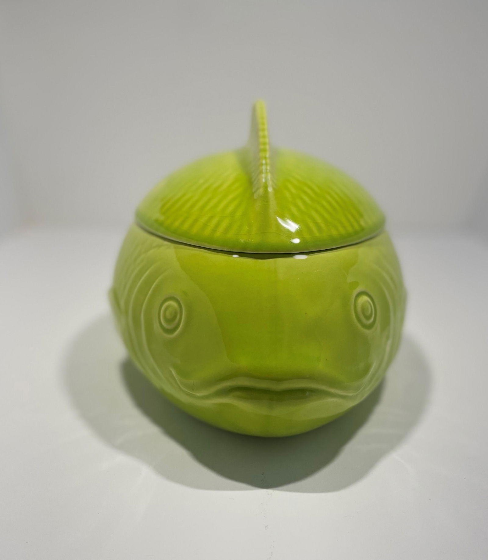 Vintage 1970s French Soup Tureen by Mottahedeh - 4