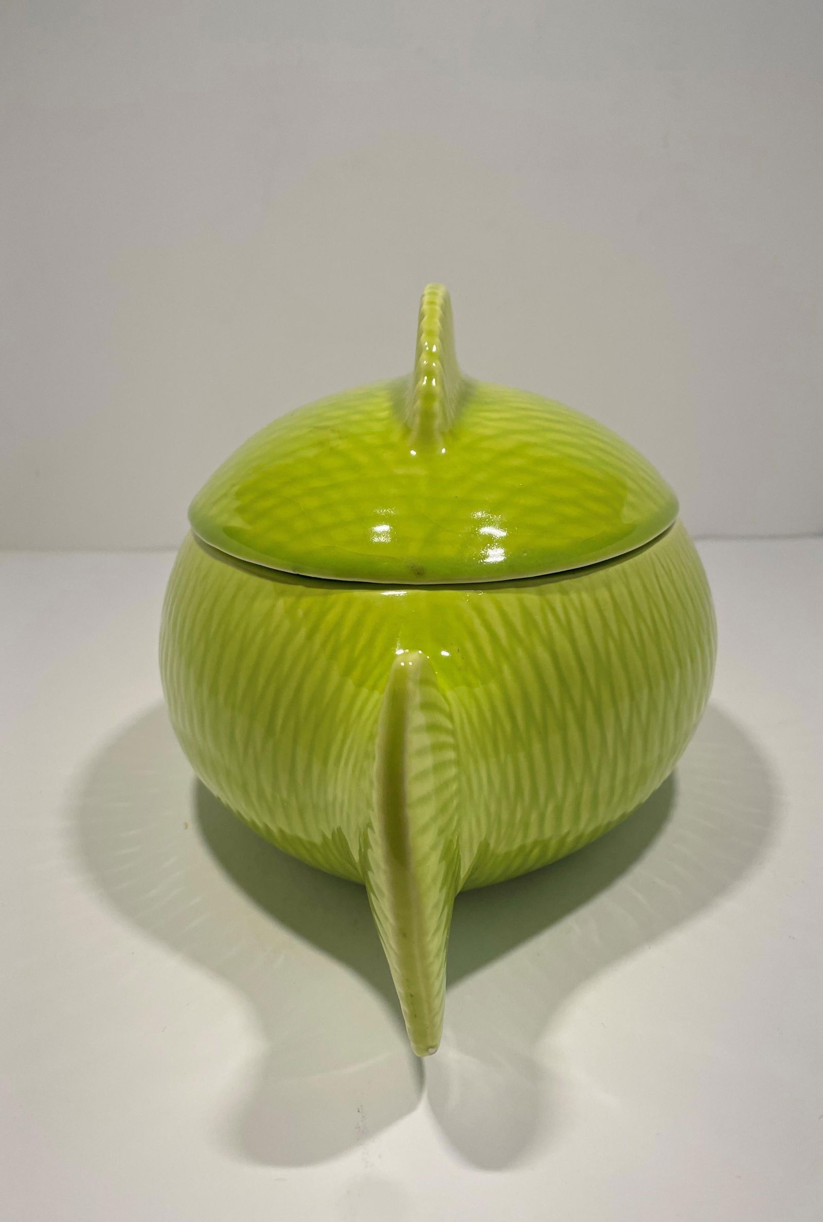 Vintage 1970s French Soup Tureen by Mottahedeh - 8