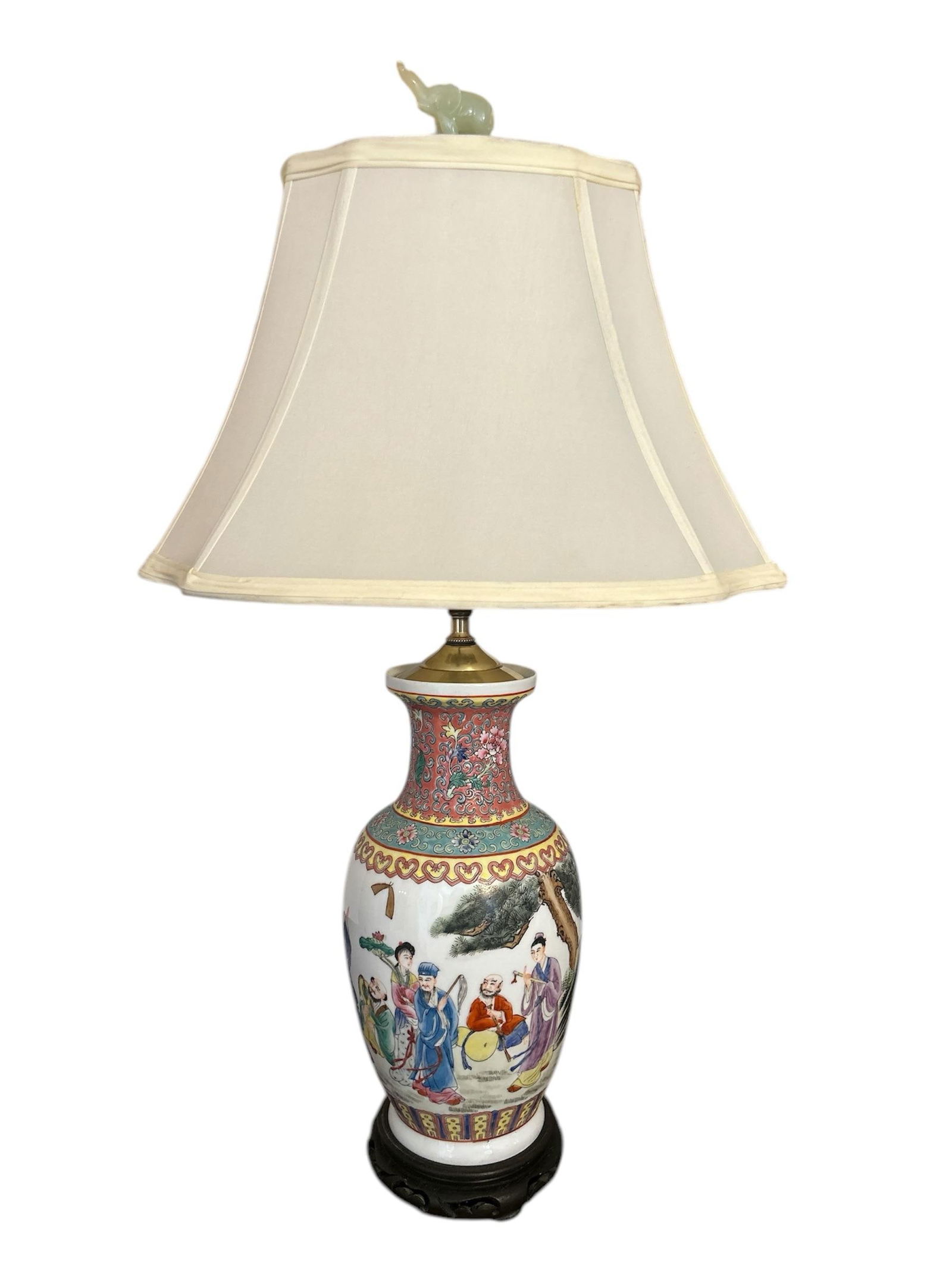 Vintage Famille Rose Table Lamp - 8