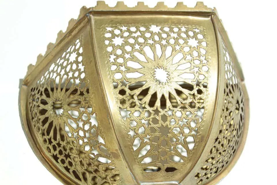 Brass Moroccan Art Wall Sconce Shade - 5