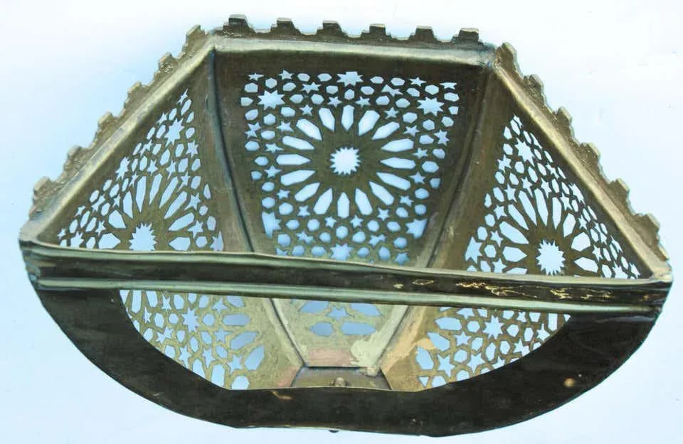 Brass Moroccan Art Wall Sconce Shade - 8
