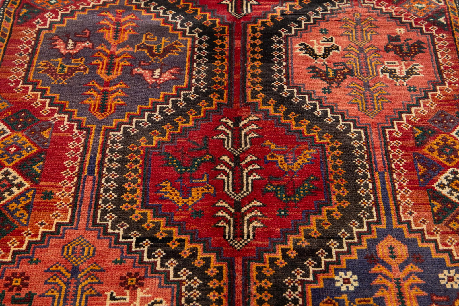 4 X 8 Multicolor Vintage Shiraz Persian Wool Rug With Allover Design - 4