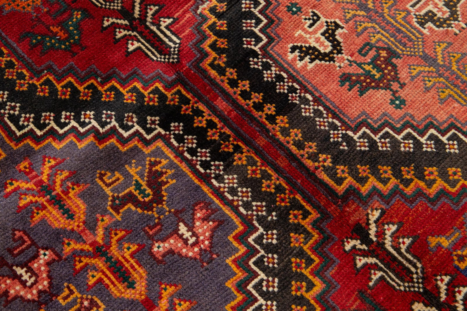 4 X 8 Multicolor Vintage Shiraz Persian Wool Rug With Allover Design - 7