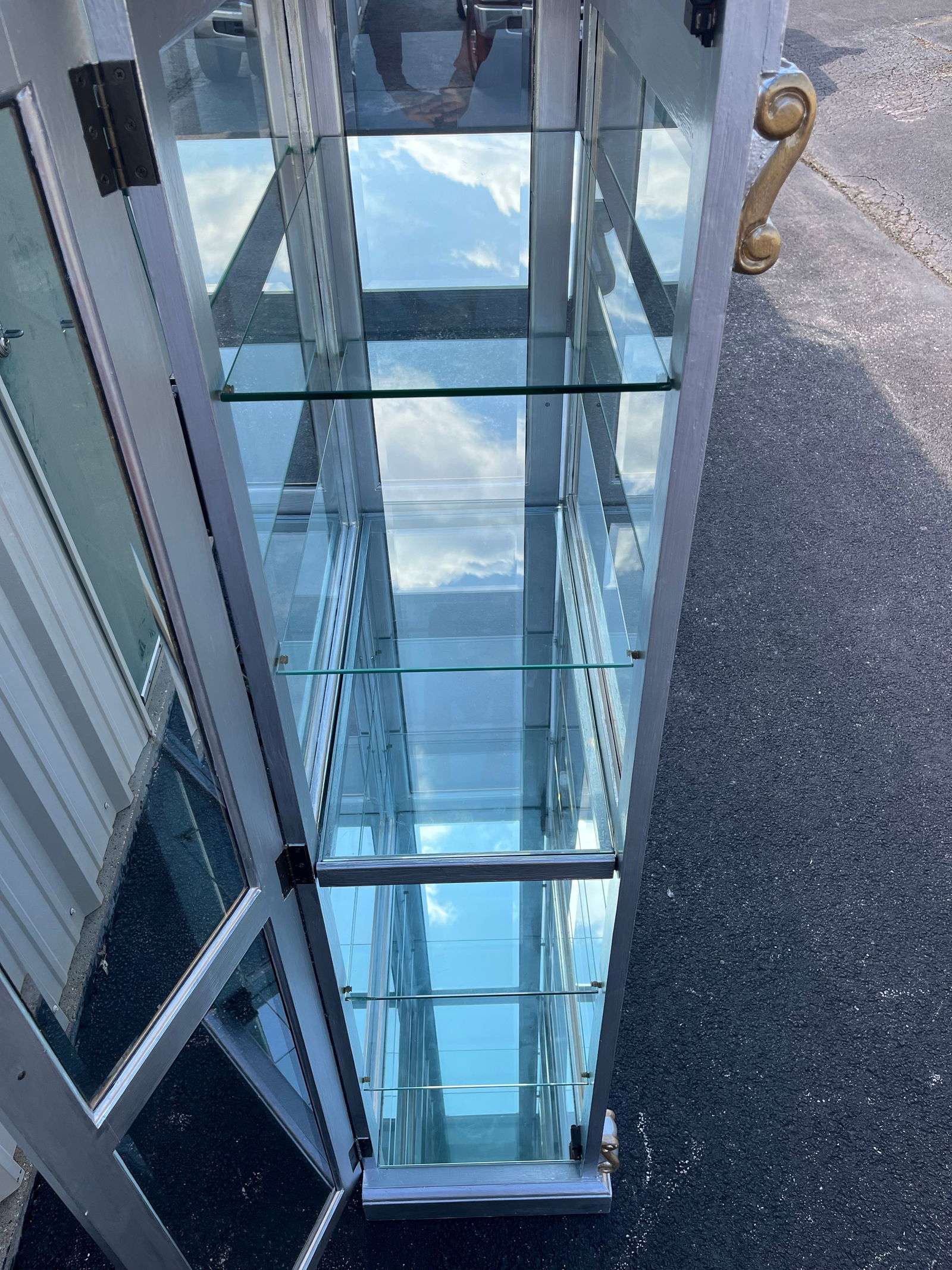 Silver Painted Mirrored 6-Shelf Illuminated Display or Curio Cabinet - 10