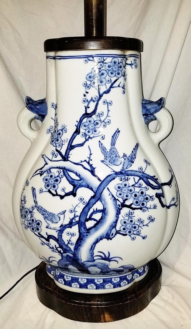 1970s Chinese Ceramic Table Lamp Blue and White - 2