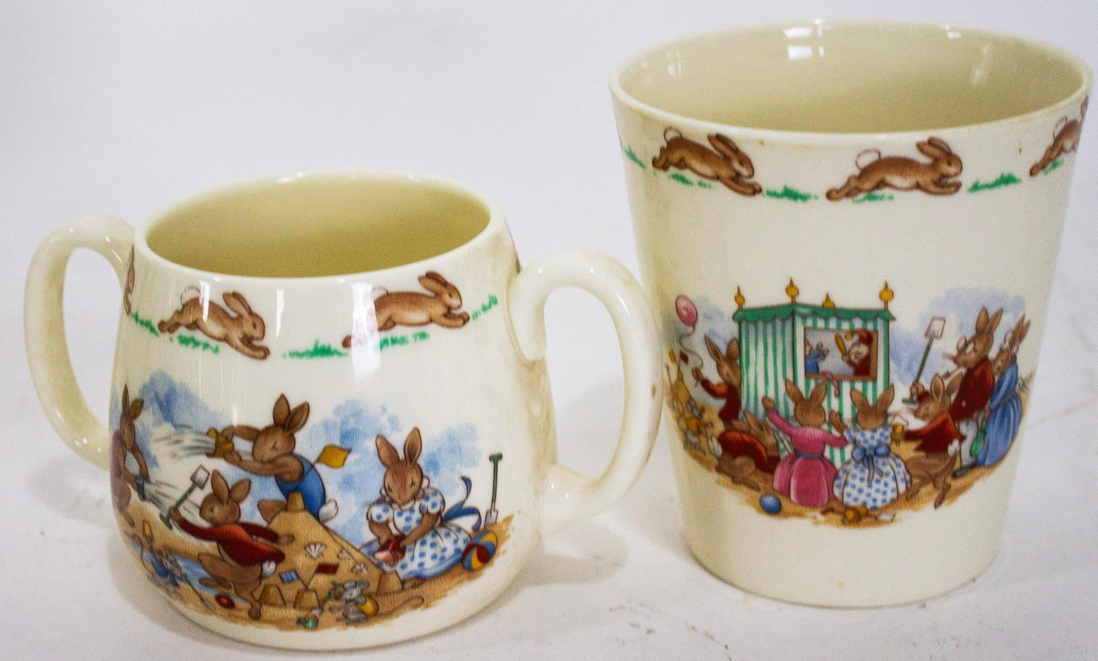 Royal Doulton Bunnykins Collection - 30 Cups & Saucers - 12