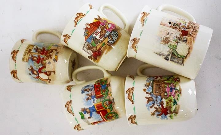 Royal Doulton Bunnykins Collection - 30 Cups & Saucers - 5