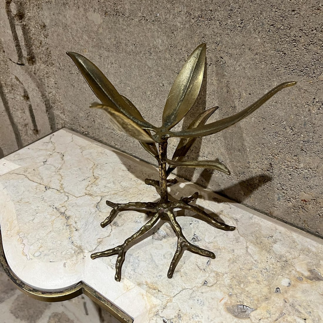 1970s Brutalist Brass Gold Leaf Plant Stand - 4
